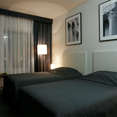 Atrium Hotel (Superior) Image
