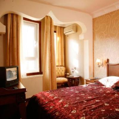 Best Western Obelisk Image
