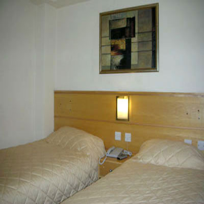 Americana Hotel Image