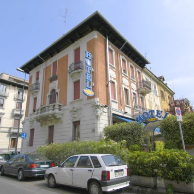 Bagliori, Milan 