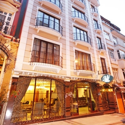 Rast, Istanbul 