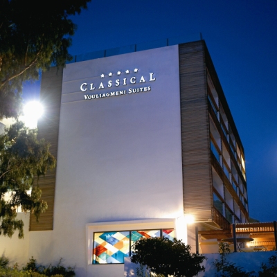Classical Vouliagmeni Suites (Classical/ 20km from Athens), Ateny 