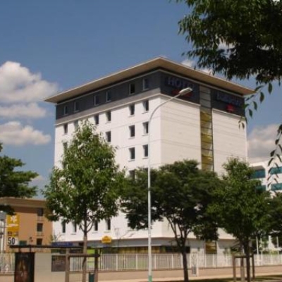 Balladins Gennevilliers (10km from Paris)