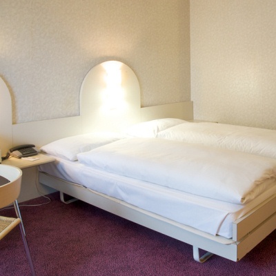 City Hotel Image