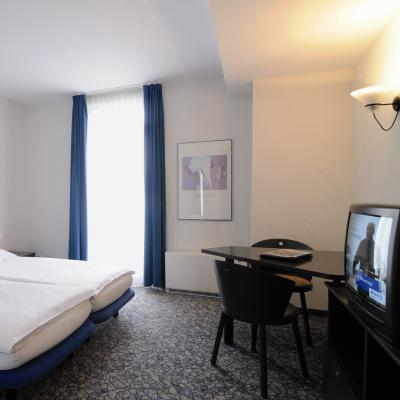City Hotel Oberland Image