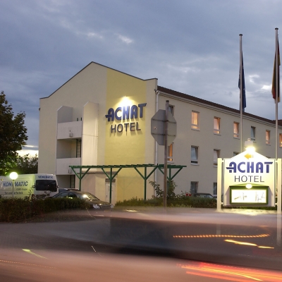 Achat Frankfurt/Ruesselsheim(20 km from Frankfurt)