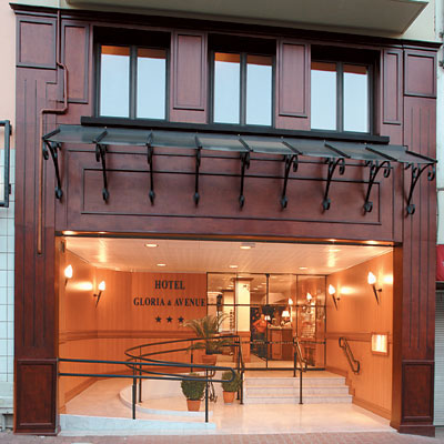 Comfort Hotel Gloria Avenue (Superior Rooms)