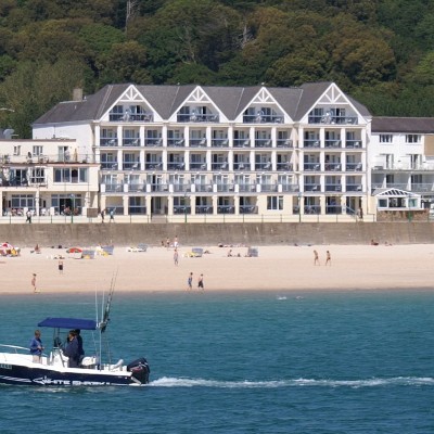 Golden Sands (Sea View)