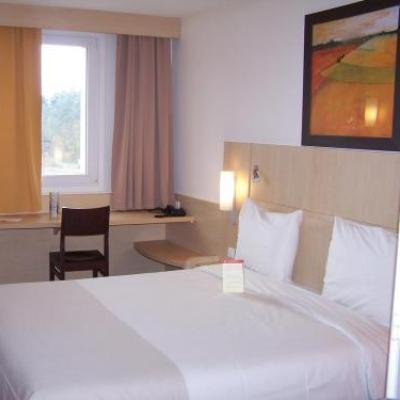 Ibis Luxembourg Aeroport Image