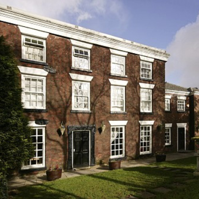 Mercure Bolton West (10km from Bolton)
