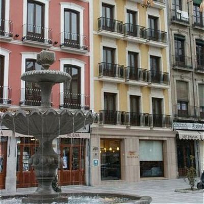 Macia Plaza