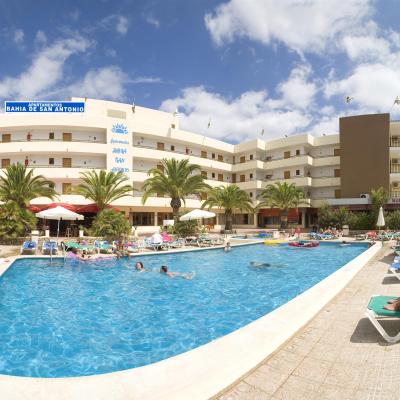 Apartamentos Bahia de San Antonio (Apartment/ Room Only), Ibiza 