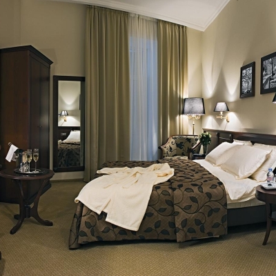 Opera (King Room) Image