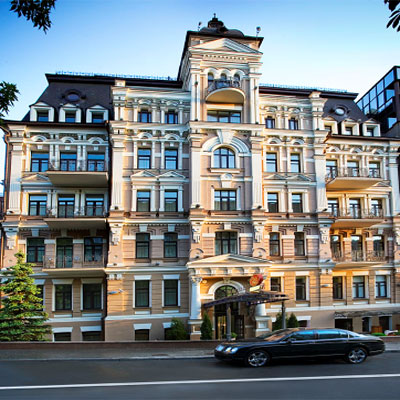Opera (King Room), Kiev 
