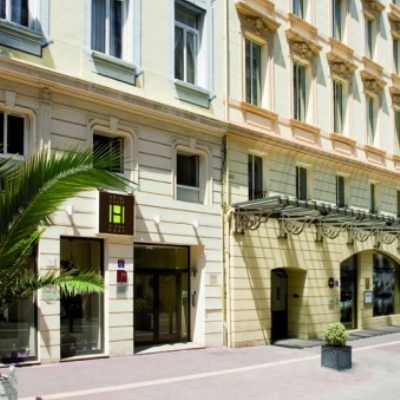 Kyriad Vieux Port