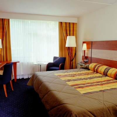 Mercure Amsterdam Airport Image