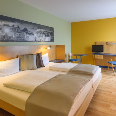Mercure Hotel Elbpromenade Image