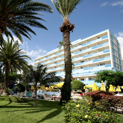 H10 Oasis Moreque (Half Board)