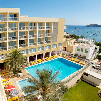 Victoria (Half Board)