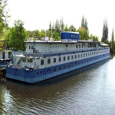 Botel Racek (Minimum 3 Nights)