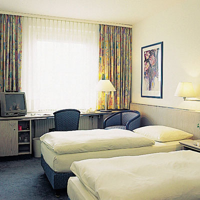 Ramada Hotel Frankfurt Airport West Image