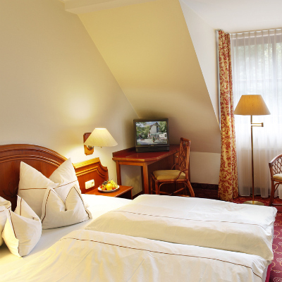 Ramada Landhotel Image