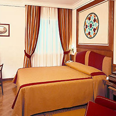 Renaissance Hotel Mediterraneo (Deluxe) Image