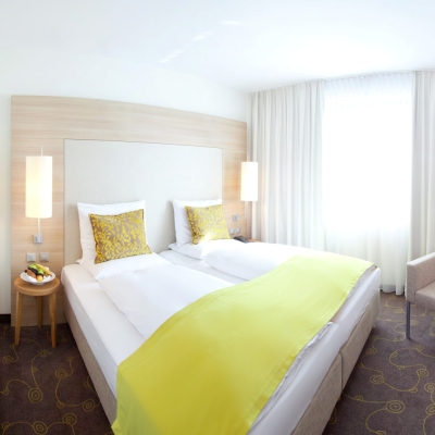 Ramada Hotel Salzburg City Centre Image