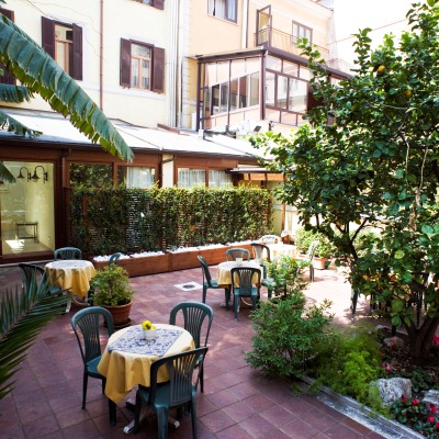 Select Garden, Rzym 