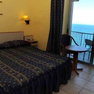 Chalet Hotel (Sea View) Image