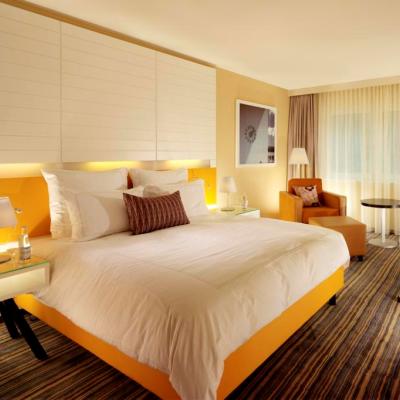 Swissotel Le Plaza Image