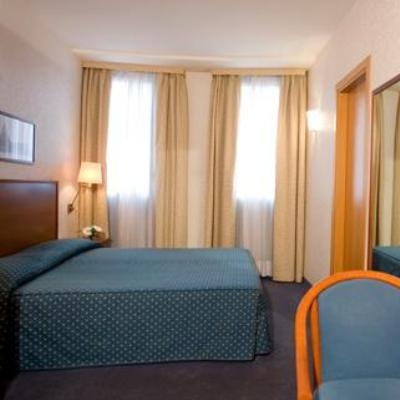Classhotel Terni Image