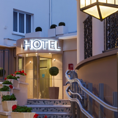 TRYP Blanche Fontaine