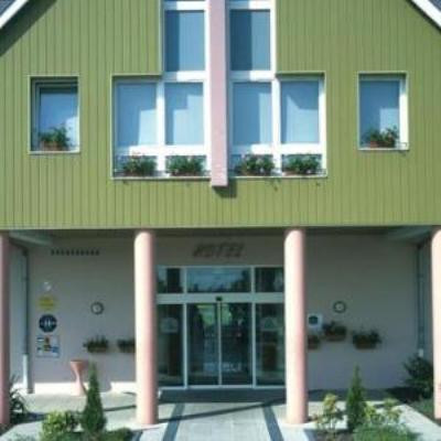 Elsass Club hotel (25km from Colmar)
