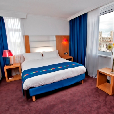 Park Inn York Image