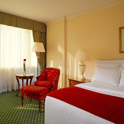 Courtyard By Marriott Warsaw International Airport Image