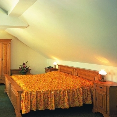 Old Inn Image