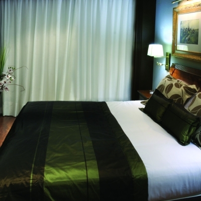 Plaza (Room Only) Image