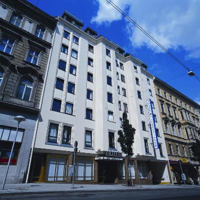 Austria Trend Beim Theresianum