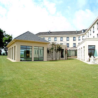 Holiday Inn Calais Coquelles(8km from Calais)