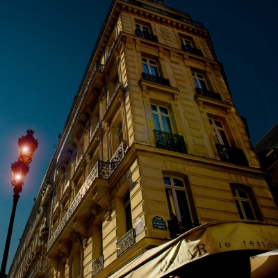 Lumen (Classic Pyramides), Paryż 