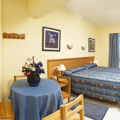 Catalina (Room Only) Image