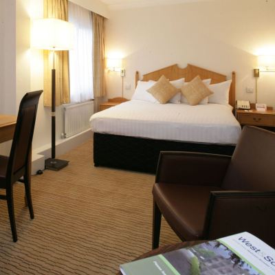 Ramada Leeds North Image